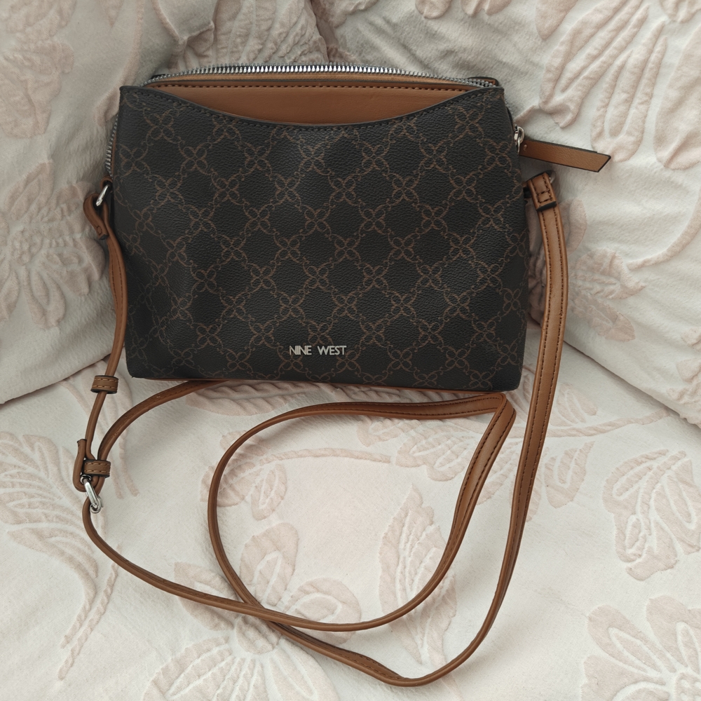 Nine West Black and Tan Crossbody Bag